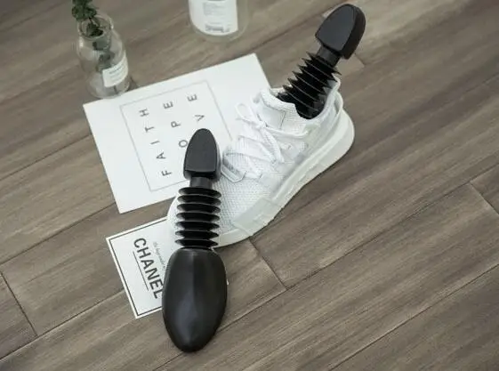Plastic Material and Custom durable Wholesale black shoe filler adjustable plastic shoe tree