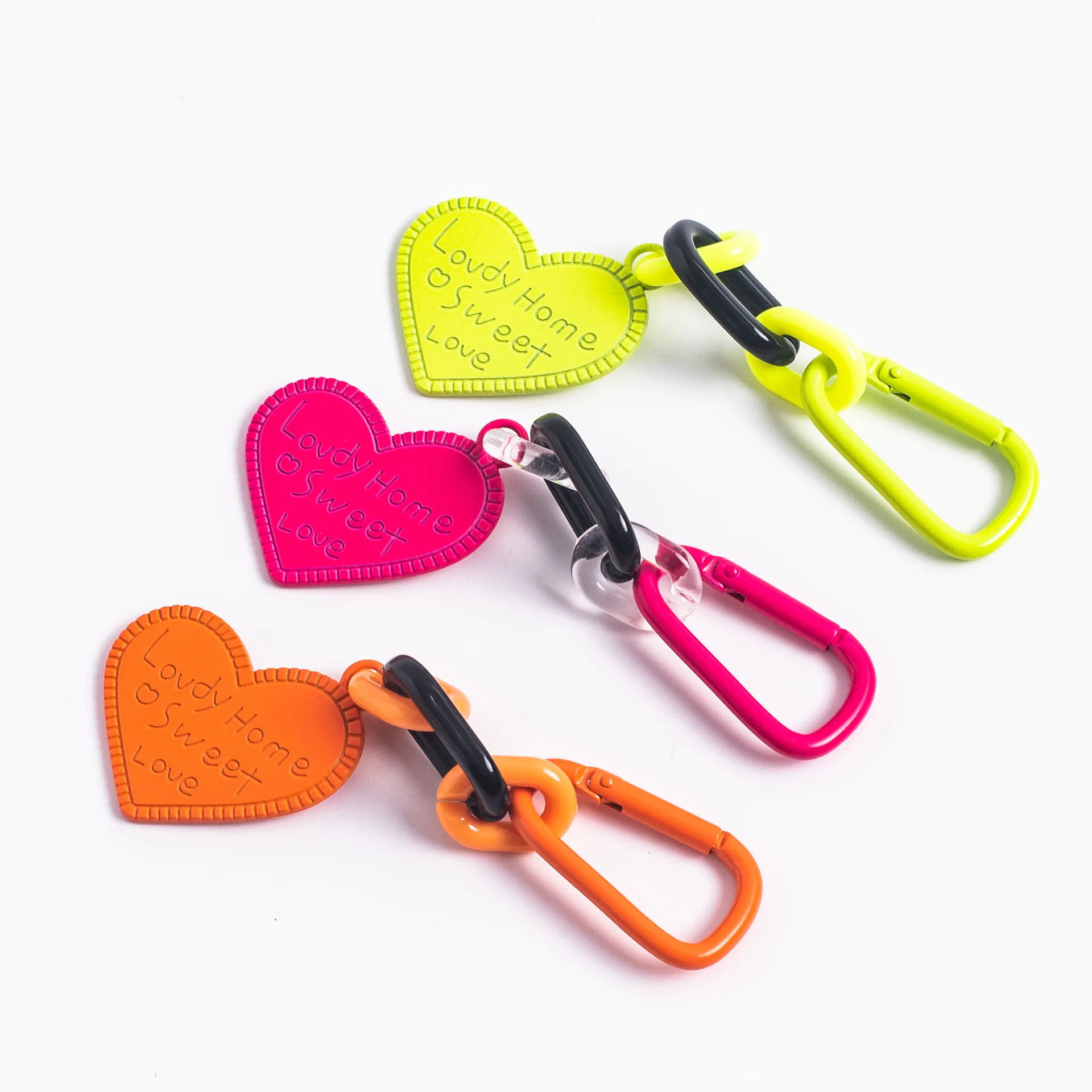 Personalized Leather Heart Shaped Keychain Pendant Accessories Metal Heart Shape Diy Keychain For Women