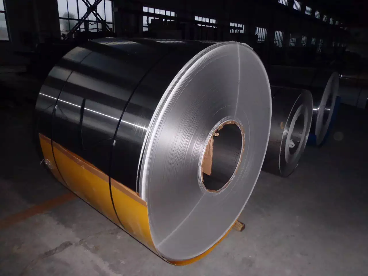 Stainless Steel Coil Surface Polishing Machine for Metal No.3 No.4 Satin Scotch Brite Sheet Plate Thickness Calibrating