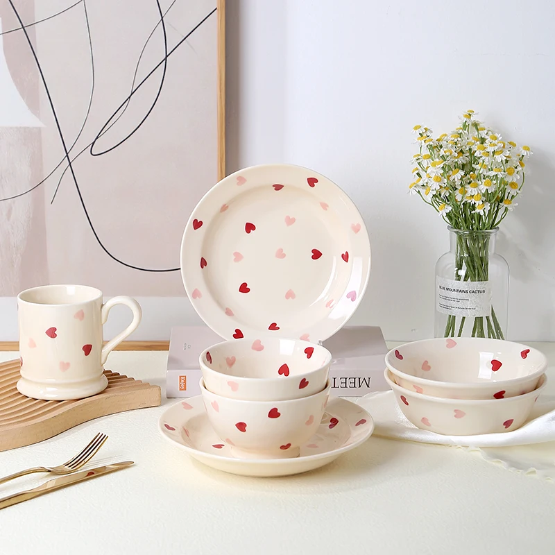 New heart design glazed plate and bowl wholesale restaurant creative tableware ceramic dinnerware sets