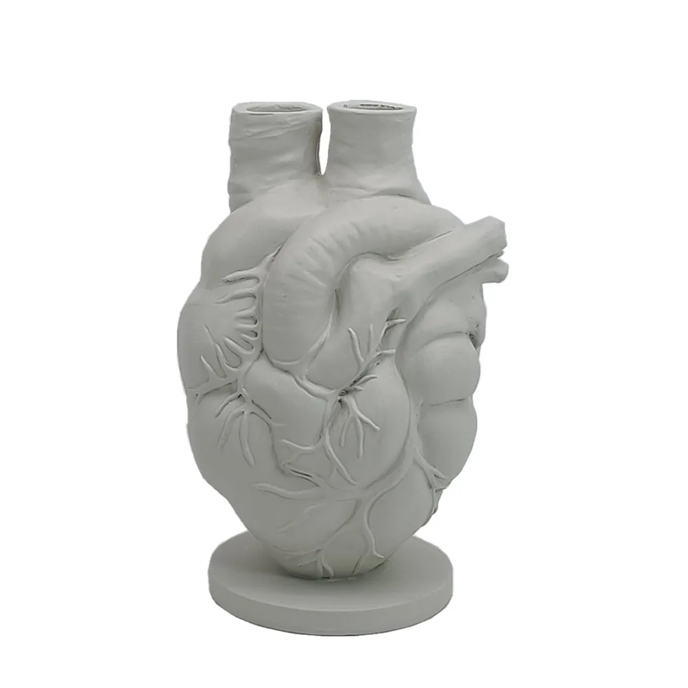 6  Inch Home Decoration Heart Shaped Polyresin Flower Vase