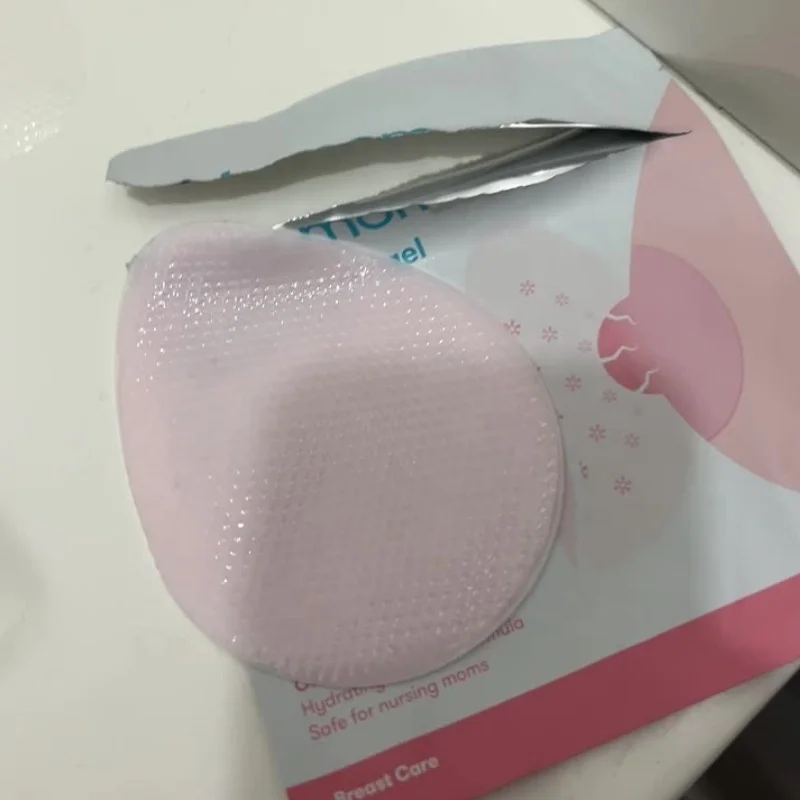 2024 Hot Selling Hydrogel Breast Pads Relief Breastfeeding Sore Nipples Disposable Cooling Long Lasting Breast Pads