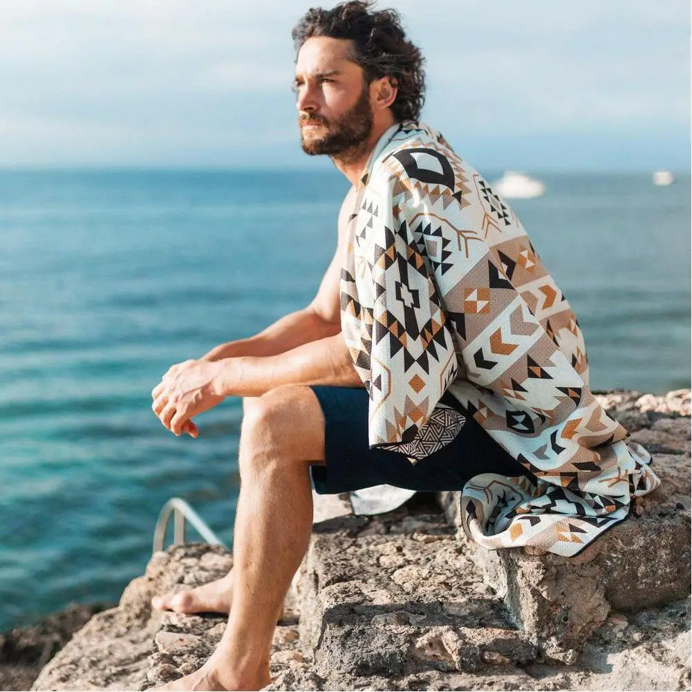 MOQ 50PCS Digital Printing 390GSM toallas playa 2024 Waffle Sand Free Microfibre Beach Towel Wholesale Sublimation RPET