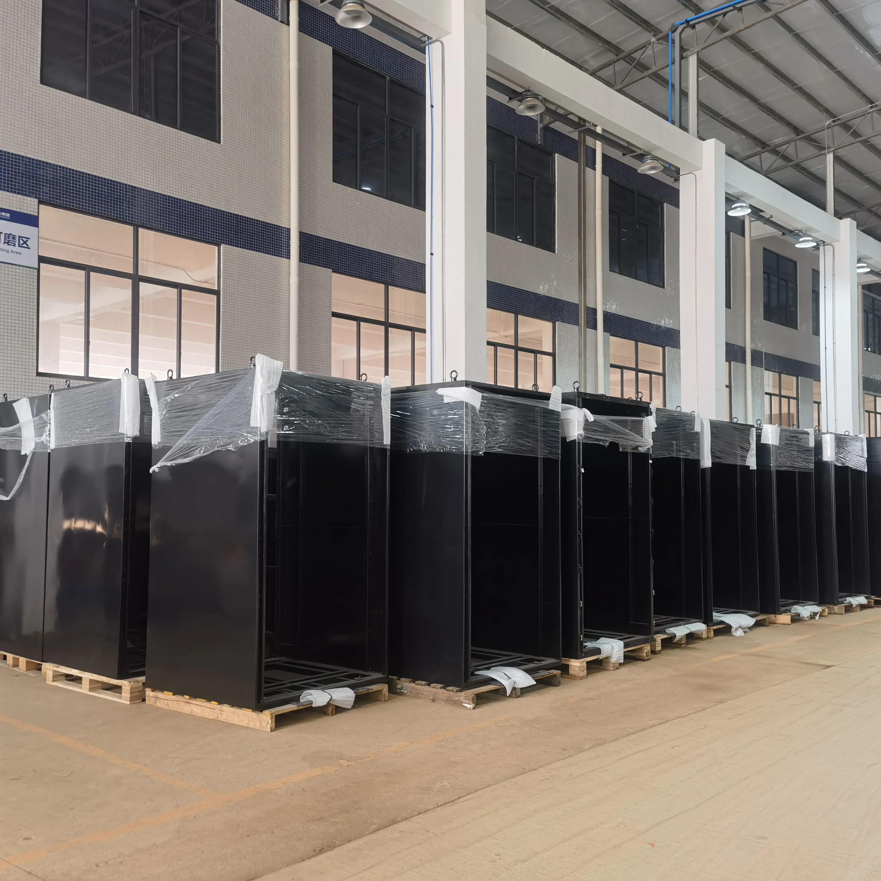 OEM  Manufacturer Outdoor Ip65 Waterproof  Box Control Power Distribution Enclosure  Steel Surface Protection Metal Box