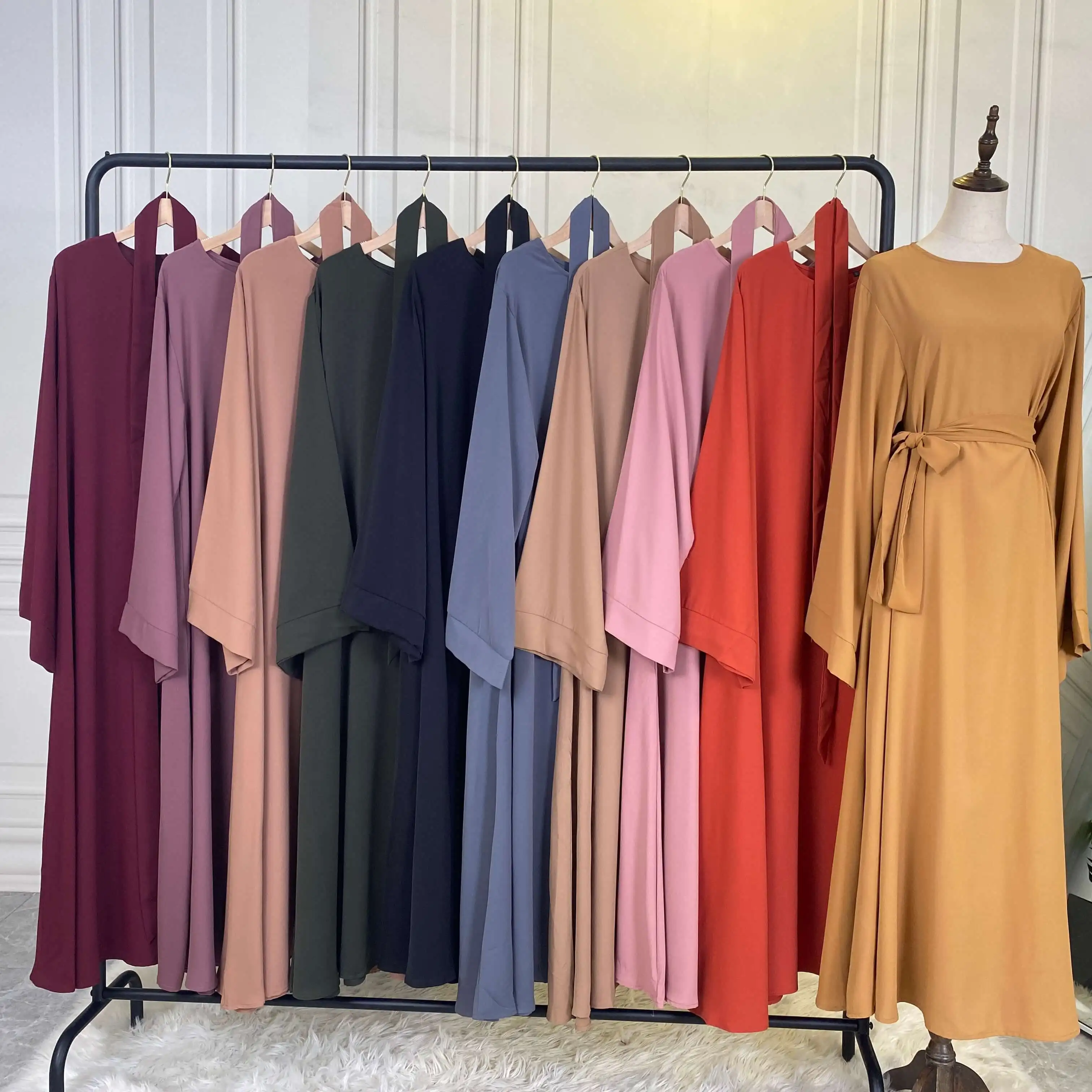 2022 Amazon Best Seller Maxi Long Sleeve Middle East Arabic Islamic Clothing Robe Women Modest Abaya Muslim Dress For Ladies