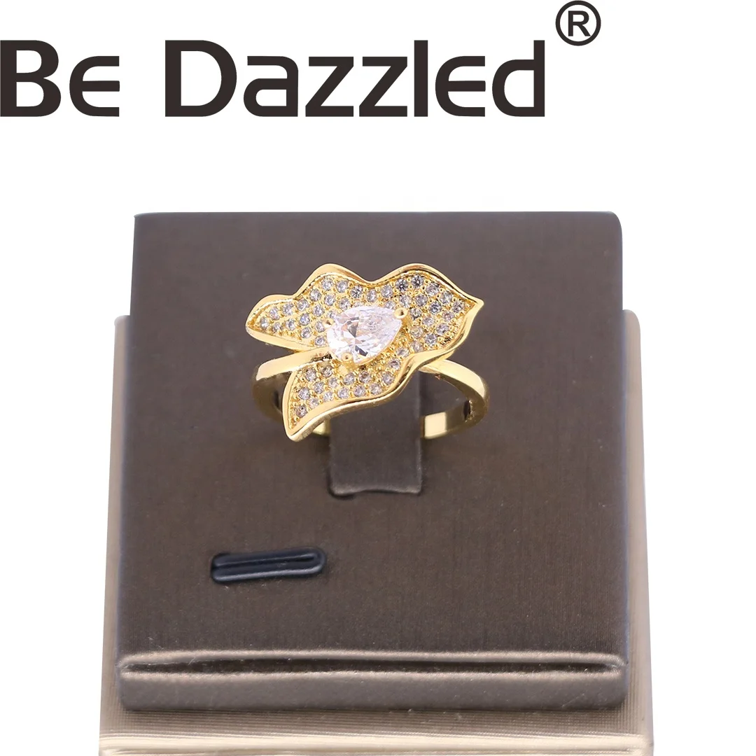 
White Gold Filled Inlaid Zircon CZ Wedding Ring Luxury Princess Cut White CZ Engagement Rings for women 