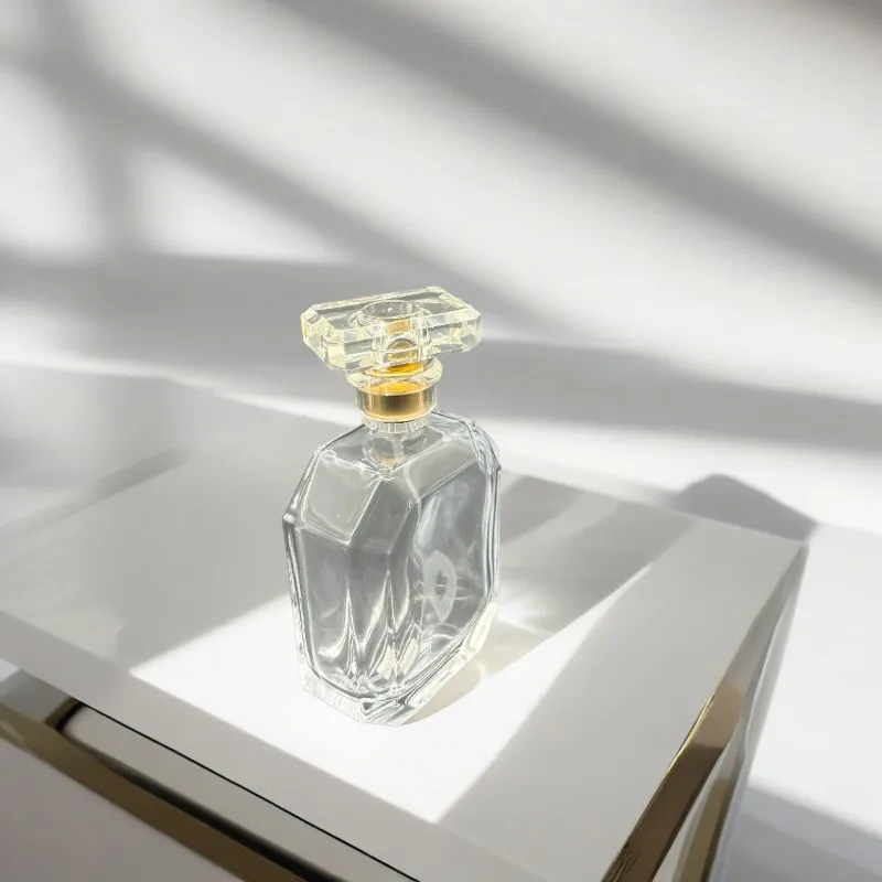 Empty PERDUME 30ml 50ml 100ml Square Luxurious Perfume  Glass Bottle Spray Top With Cap