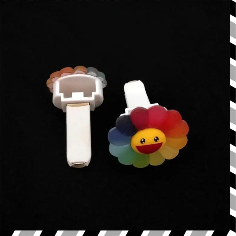 Promotional A Pair Of Colorful Sunflowers Air Freshener Car Clip Diffuser Aromatherapy For