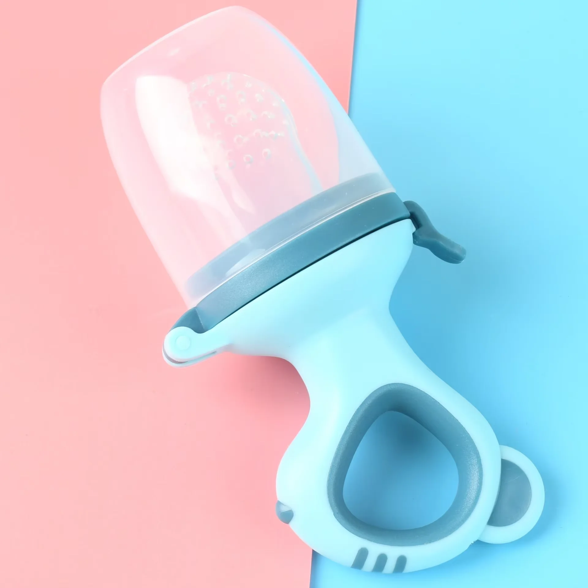 2024 New Product  Food Grade Bpa Free animal pig Infant Silicone vegetable fresh fruit baby feeder nipple pacifier pacifer