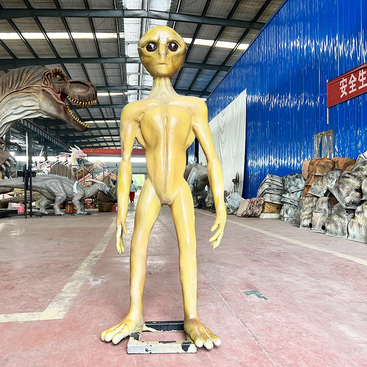 Realistic High Simulation Alien Model Life Size Custom Movie Alien Figure Statue for sale