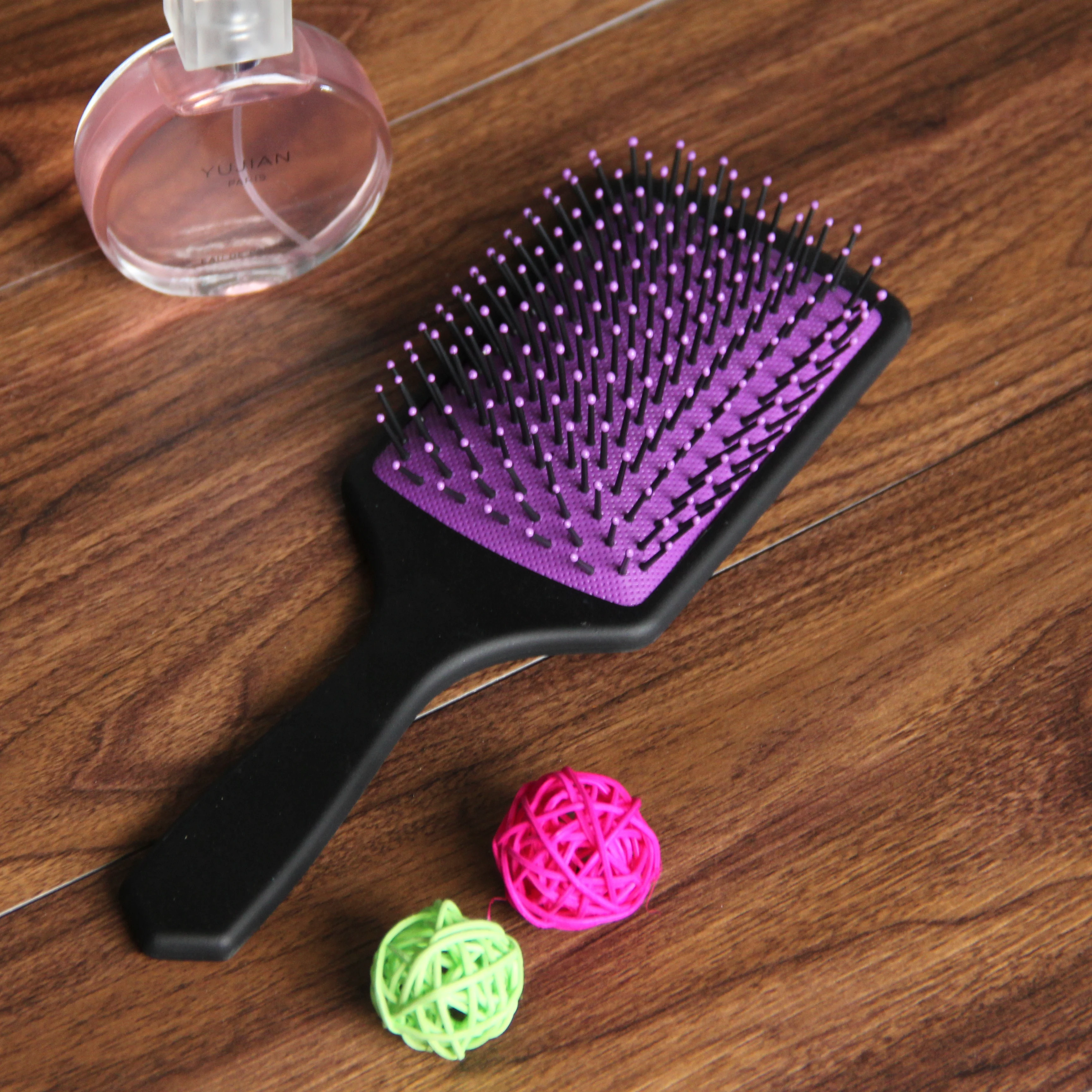 professional plastic Promotion gift loreal wholesale colorful anti-static hair shampoo paddle brush
