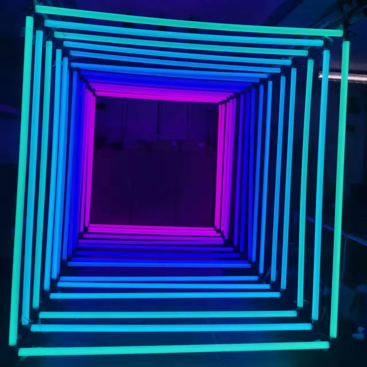 LED 360 degree tube led tube lighting stage lights led pixel lighting for Christmas outdoor event night party