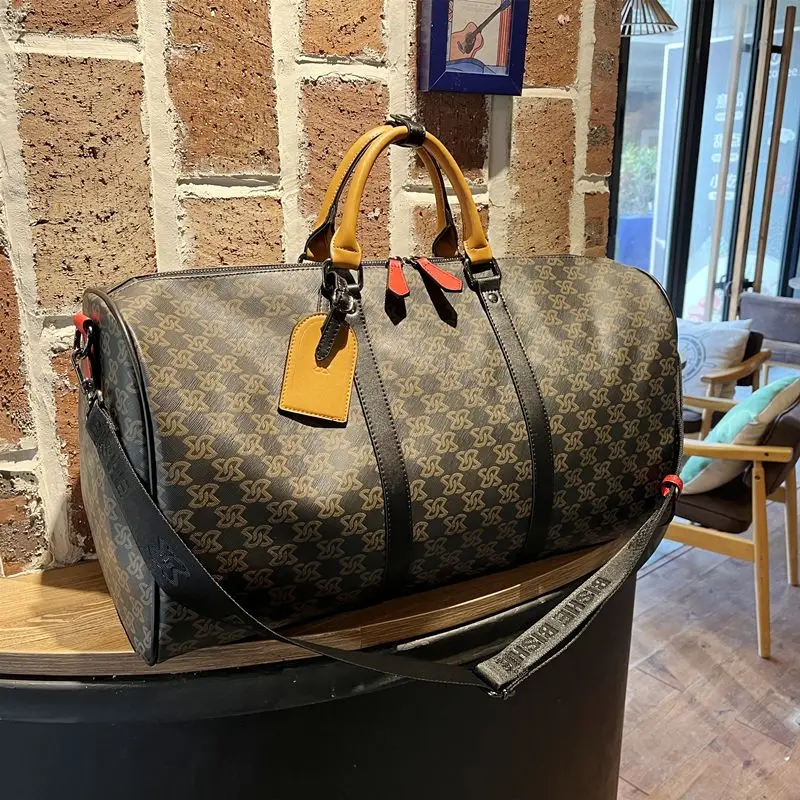 Top Quality Luxury Bags Designer leather travel bag Fashion  waterproof travel Gym bag