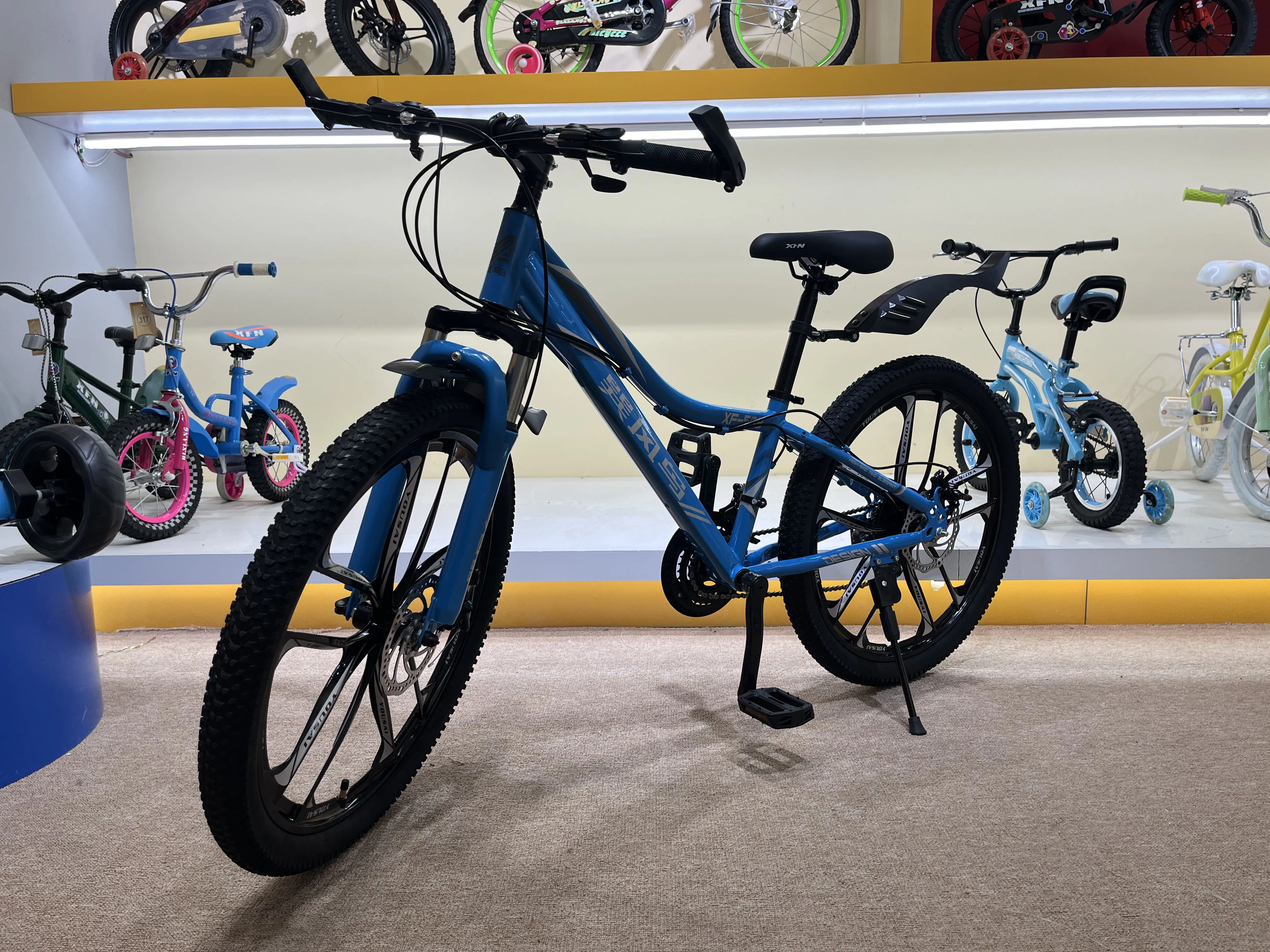 Bicycle Factory Supply New Popular Design 26/28 Inch Adult Road Mountain Sport Bicycle Cheap Price MTB Bike BMX bicycle