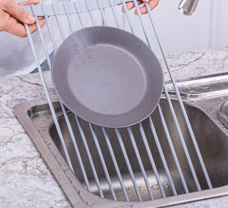 WH71 Foldable Stainless Steel Dish Drainer Roll Up Dish Drying Rack Shelf Kitchen Sink Holder Organizer Foldable Sink Mat Rack