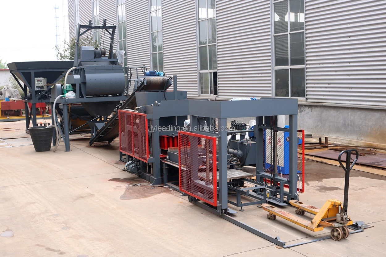 Automatic QTJ4-18 Hole Concrete Cement Brick Making Machine Plastic Waste Processor Manufactured in China/Cambodia