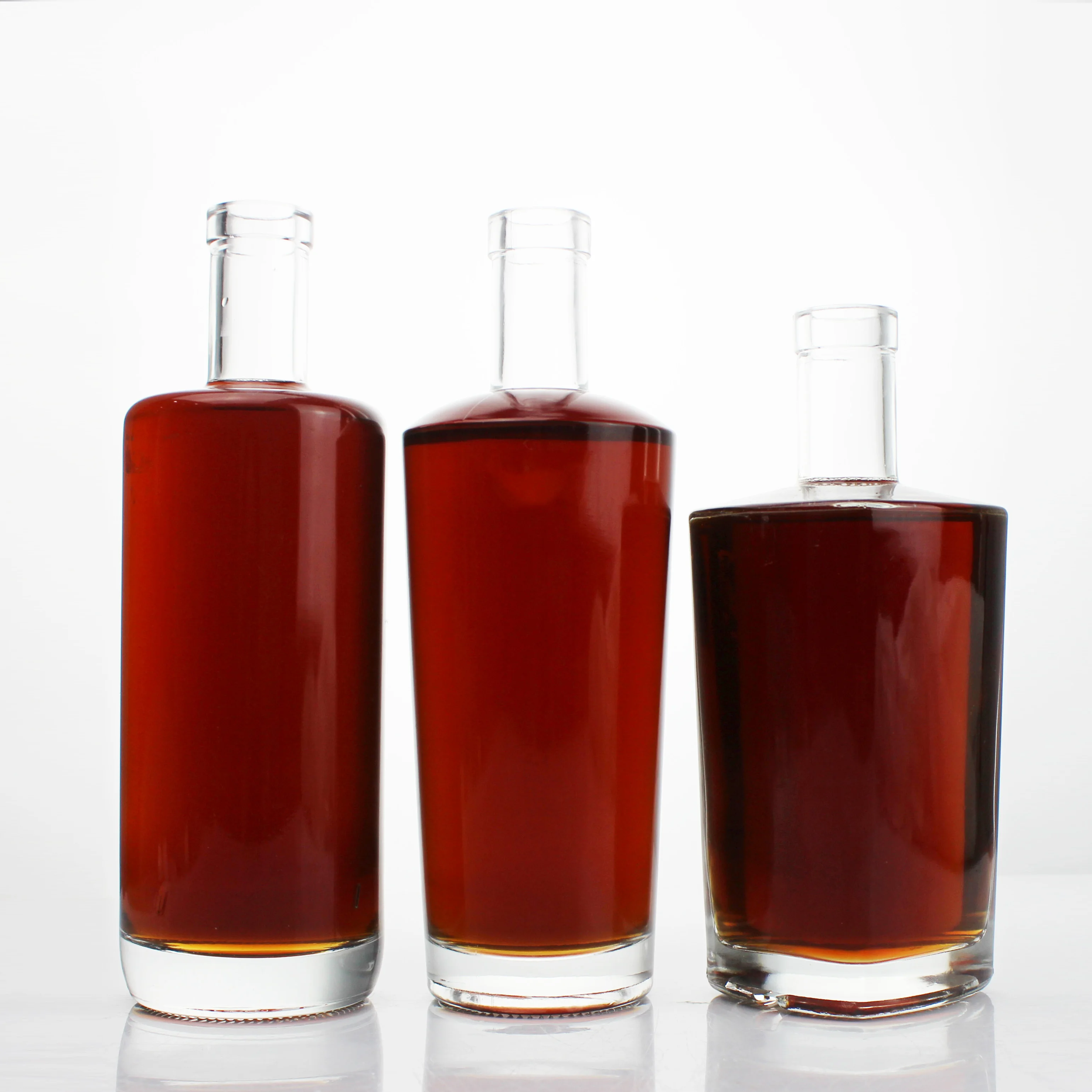 Glass Bottle Vodka Spirit Wine Bottle for Liquor 750ml 1L Customize Glass Unique Shape Liquor Bottle