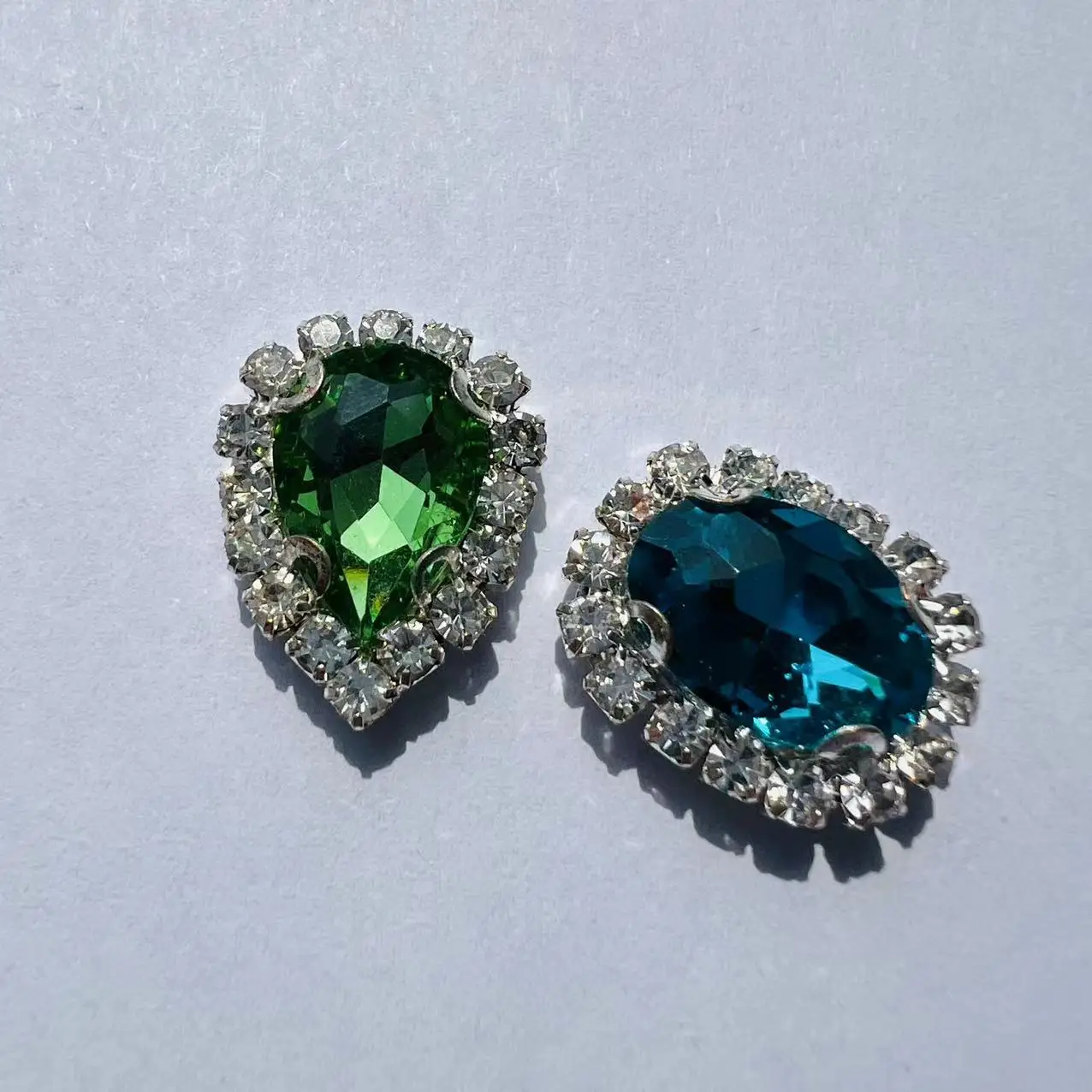 Crystal rhinestone buckle shank button rhinestone shank buttons with holes Flower brooch DIY decor Clothes denim pocket dress