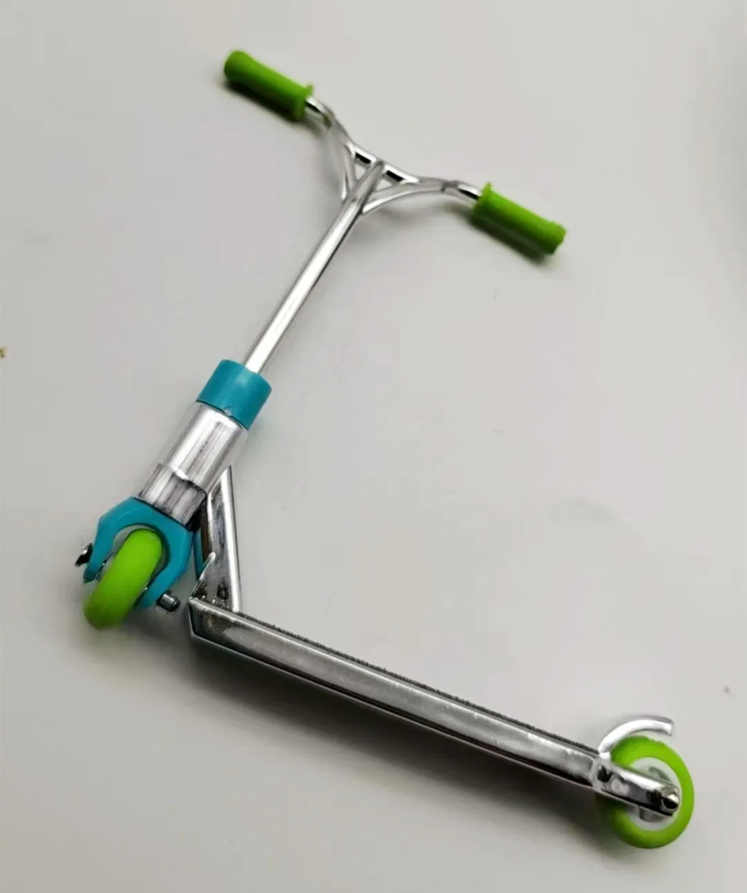 New Mini finger scooter toys