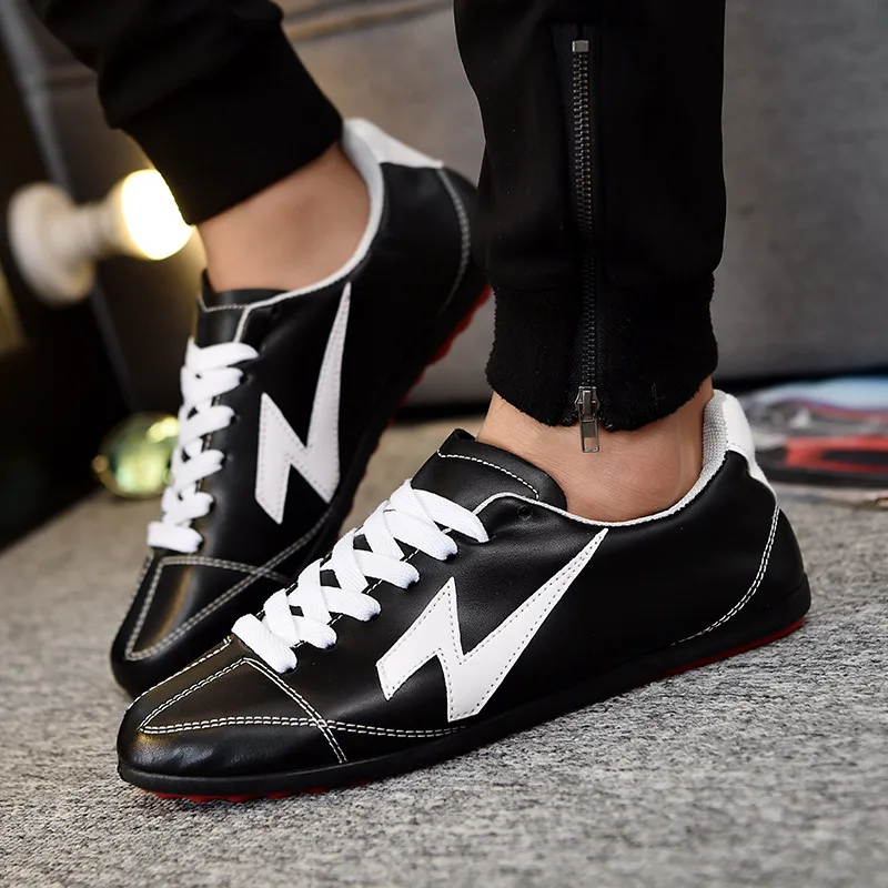 Мужские беговые кроссовки из пу кожи, на плоской подошве