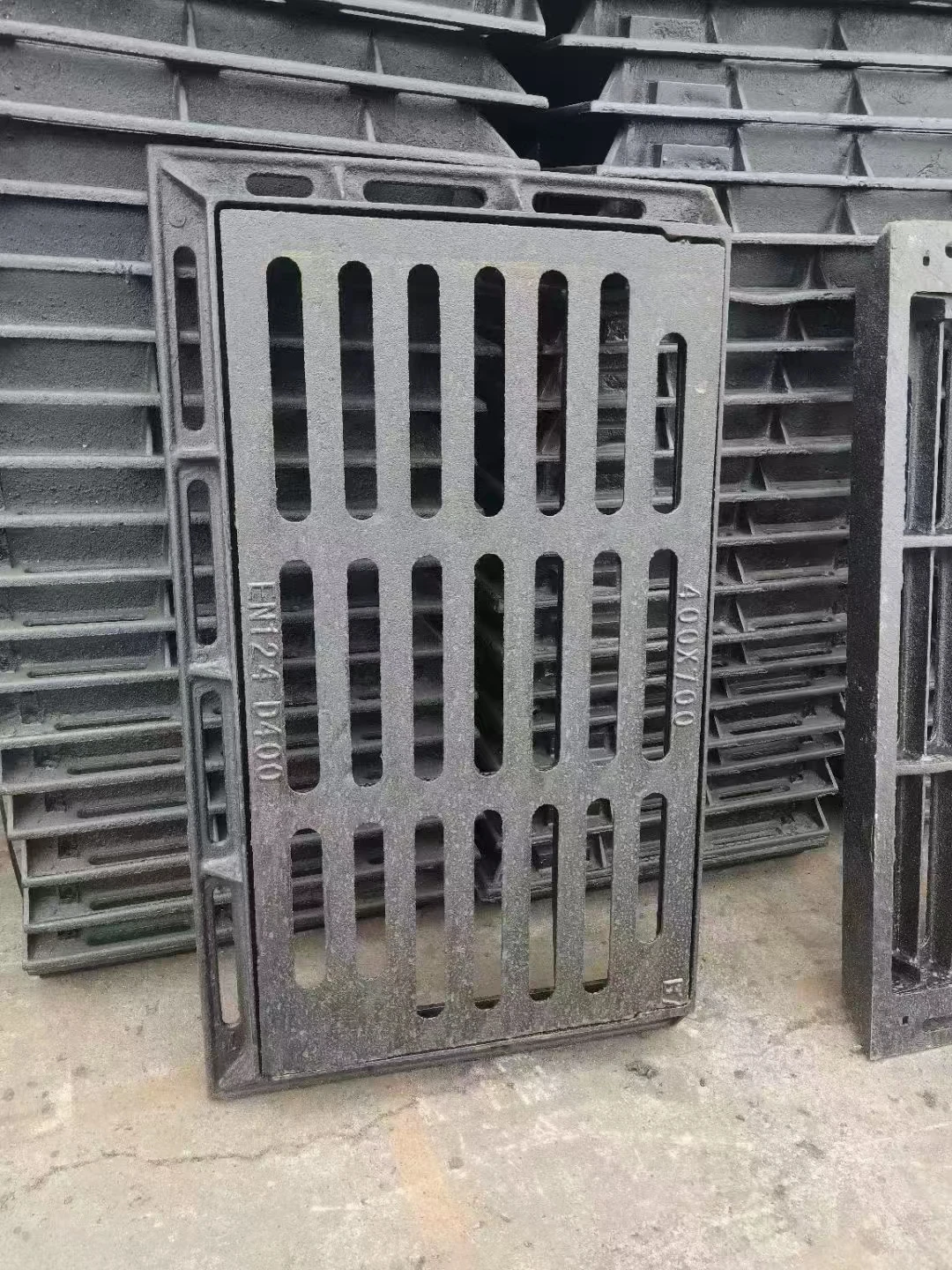OEM Custom iron Grate Safety Drain Channel cover Ductile Cast Iron Grill Grating