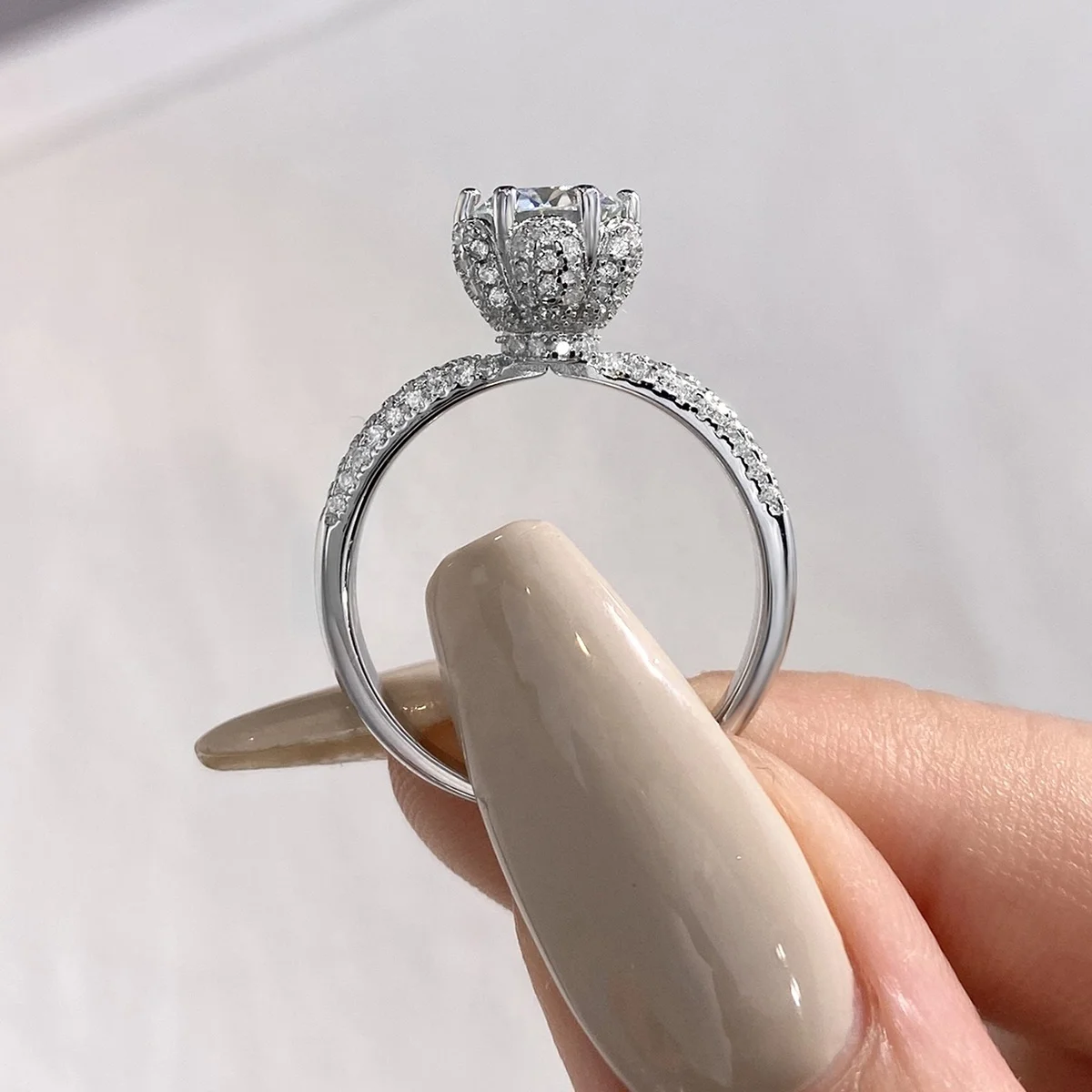 GRA Certificate  18K Gold  Round Cut  Diamond Moissanite Ring 925 Sterling Silver 1ct Carat for Women Engagement Jewelry