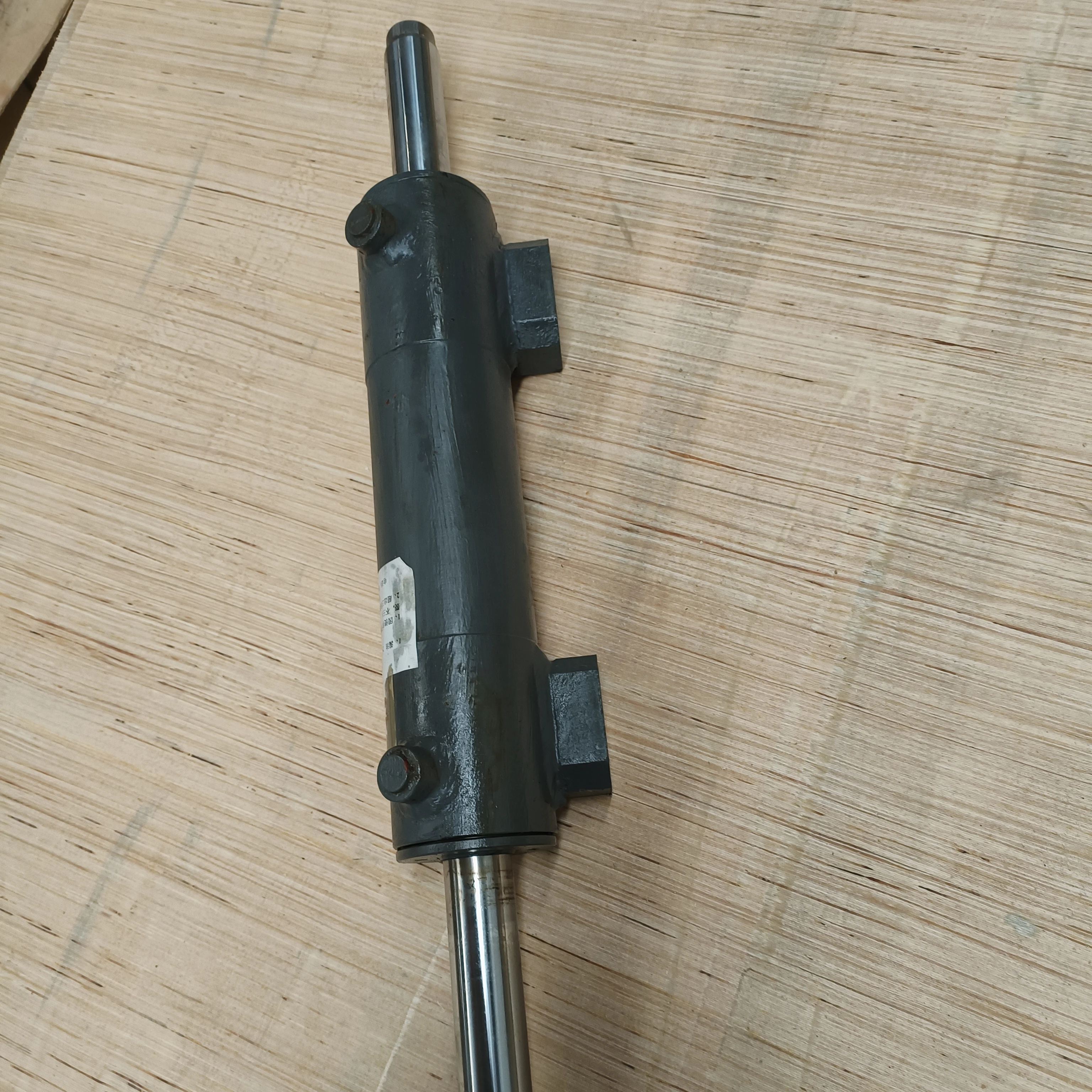 Tractor parts Cylinder 51332164 for Tractor TL5000