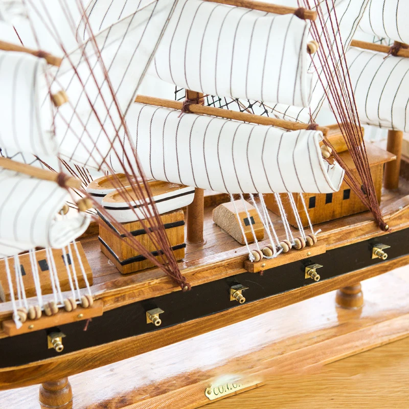 Hot Selling Nautical Wood Sculpture Crafts Mediterranean Pine Wood Sailboat Sail Model Boats For Home Desk Decor Birthday Gifts