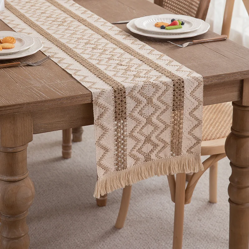 American Country Style Cotton-Linen Knitted Patchwork Table Runner Diamond Pattern Edge Cabinet Cover Cloth Bed End Weddings