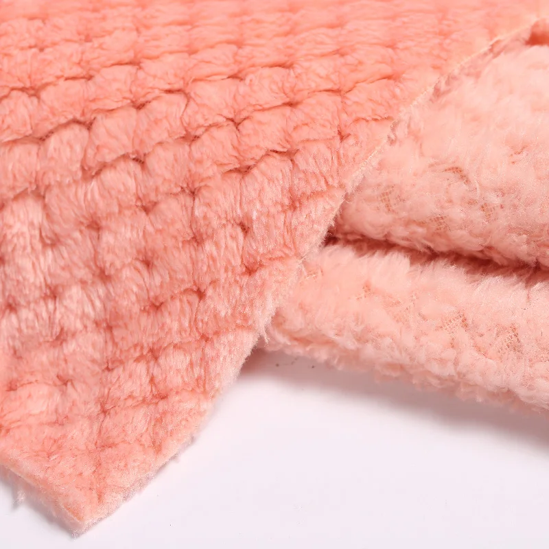 Wholesale 100% Polyester Two-Side Solid Color Pineapple Grid Plain Flannel Fleece Fabrics For Home Textiles Blanket