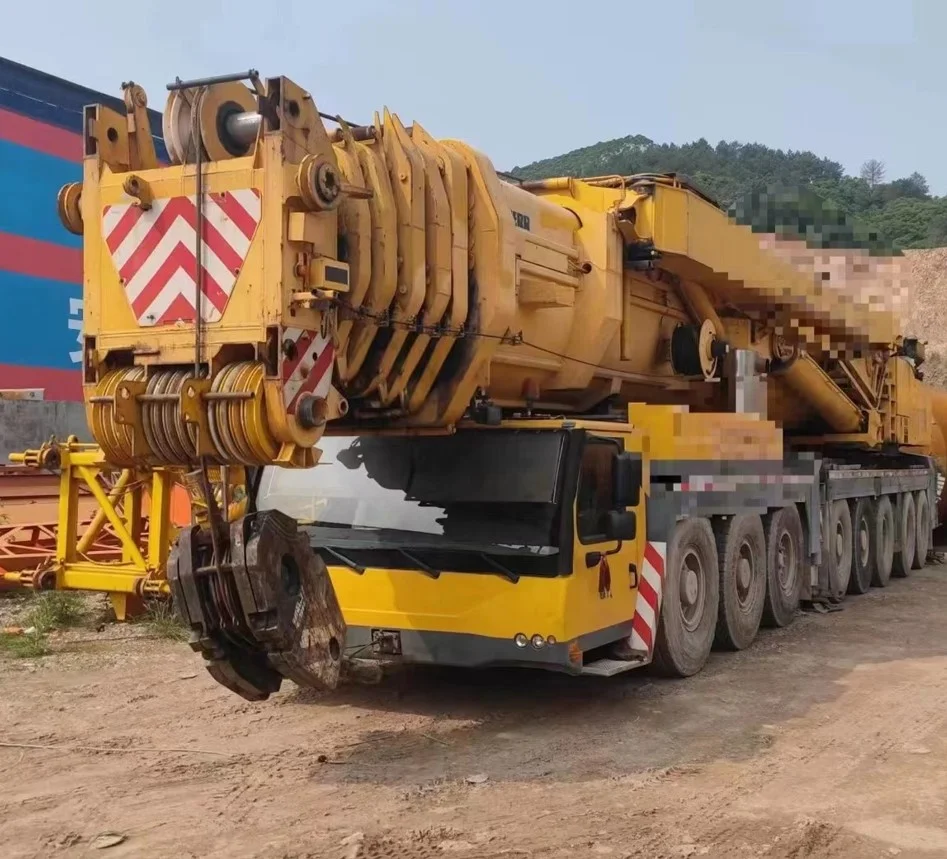 Liebherr 500ton used truck crane Germany used LTM1500-8.1 used mobile crane with fully counterweight for sale in China
