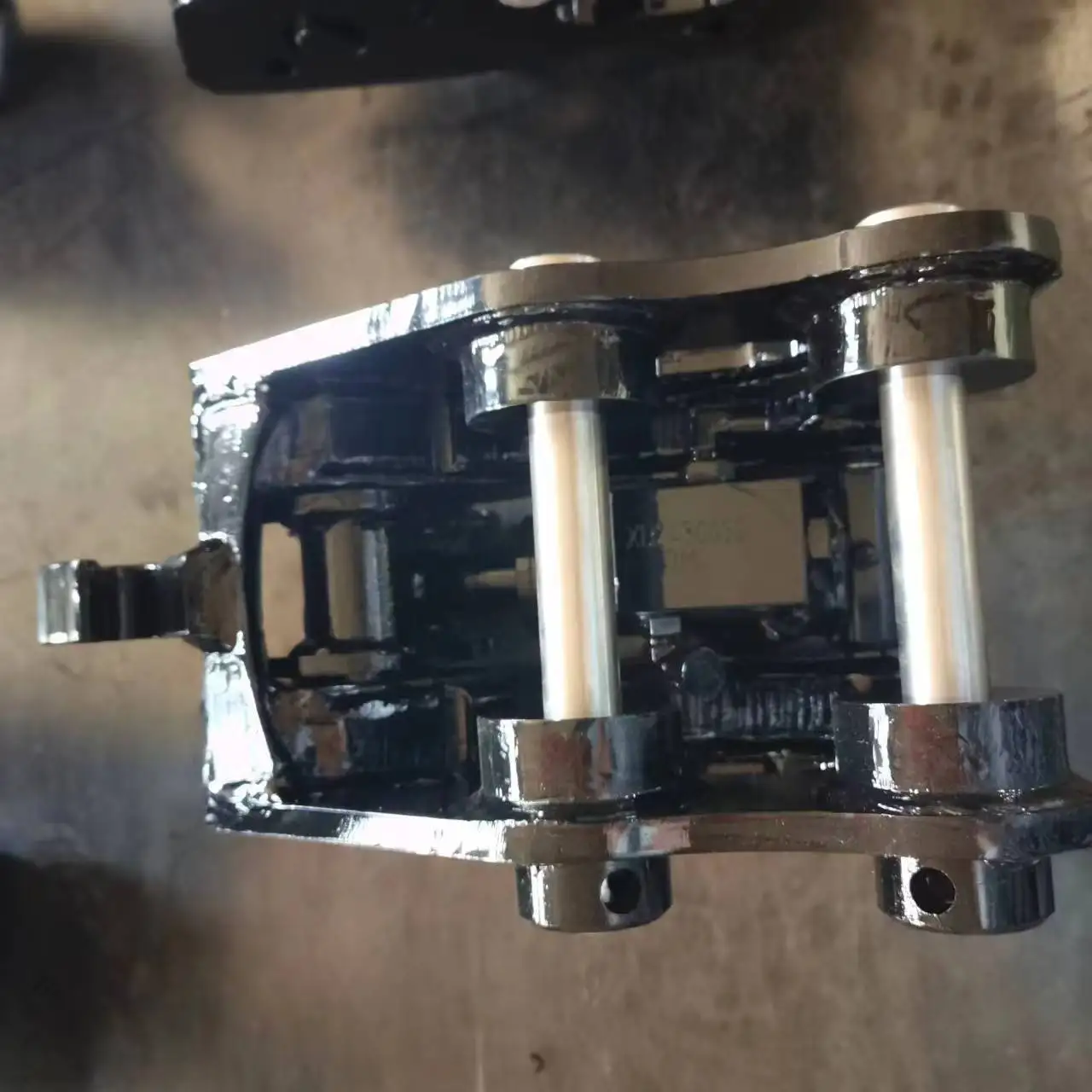 Construction Machinery Attachments Mini Excavator Parts Hydraulic Quick Hitch for 1-4ton excavator