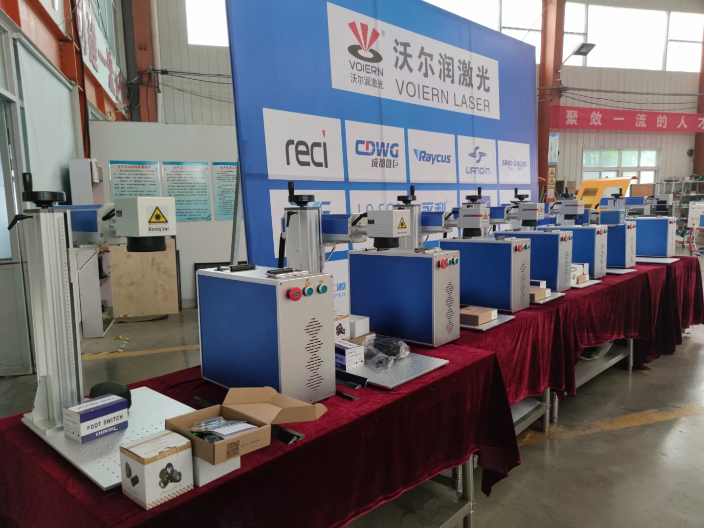 Raycus Fiber Laser Marking Machine Automatic for Metal for Retail and Hotels Supports AI BMP PLT Formats