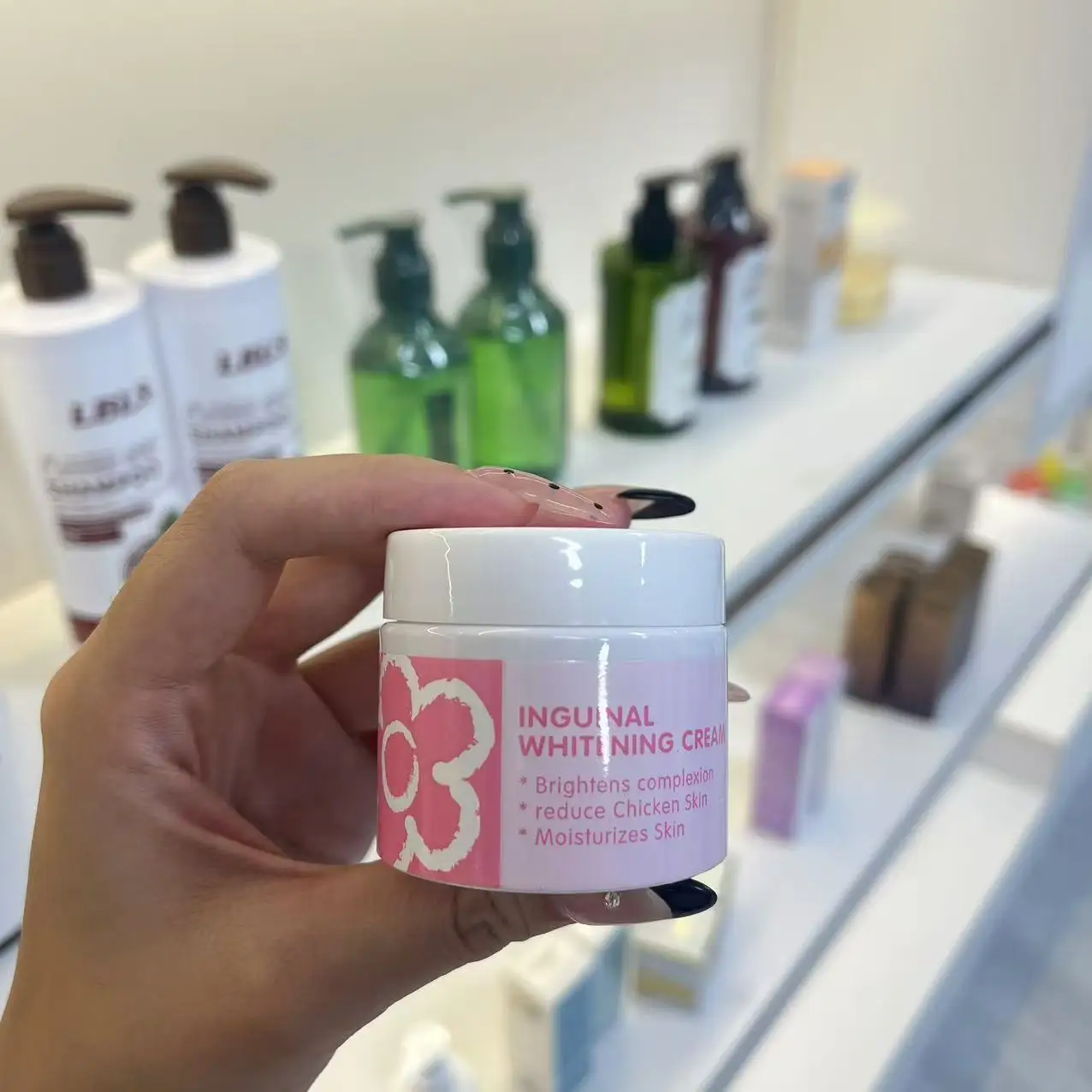 Wholesale Effective whitening body to remove black highlight reduce Chicken Skin sakura gluta brightening underarm cream