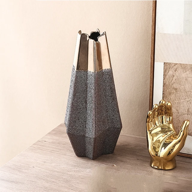 Керамическая ваза в нордическом креативном стиле с неровным дизайном для украшения дома из сушеных цветов