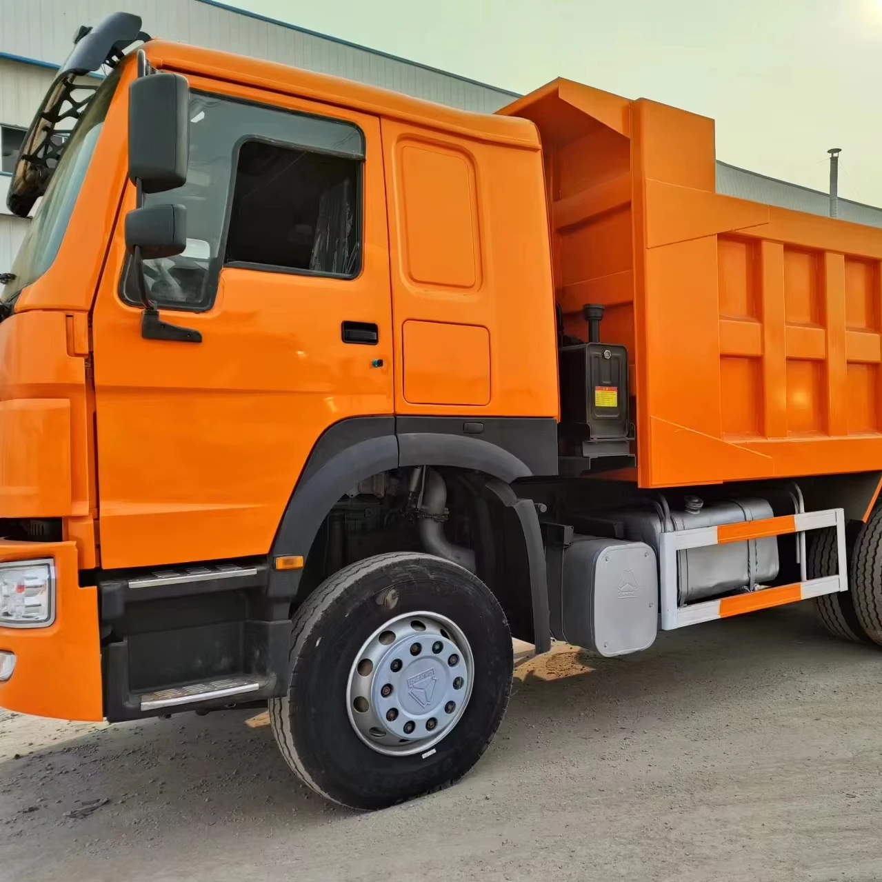 Sinotruck HOWO 6*4 Dump Truck secondhand truck 10wheels 30ton 40ton