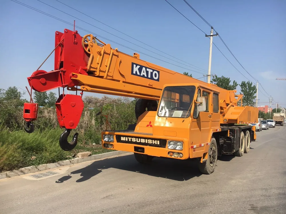 Used Original Japan Made Kato NK250E 25 ton Truck Crane