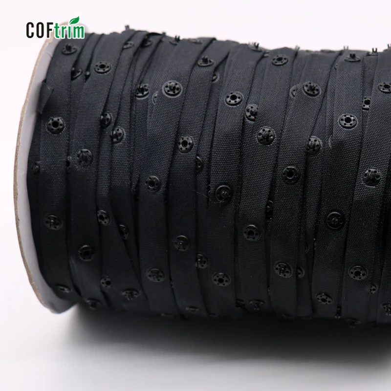
factory wholesale Eco-Friendly press snap button tape snap button curtain tape plastic button tape for garment 