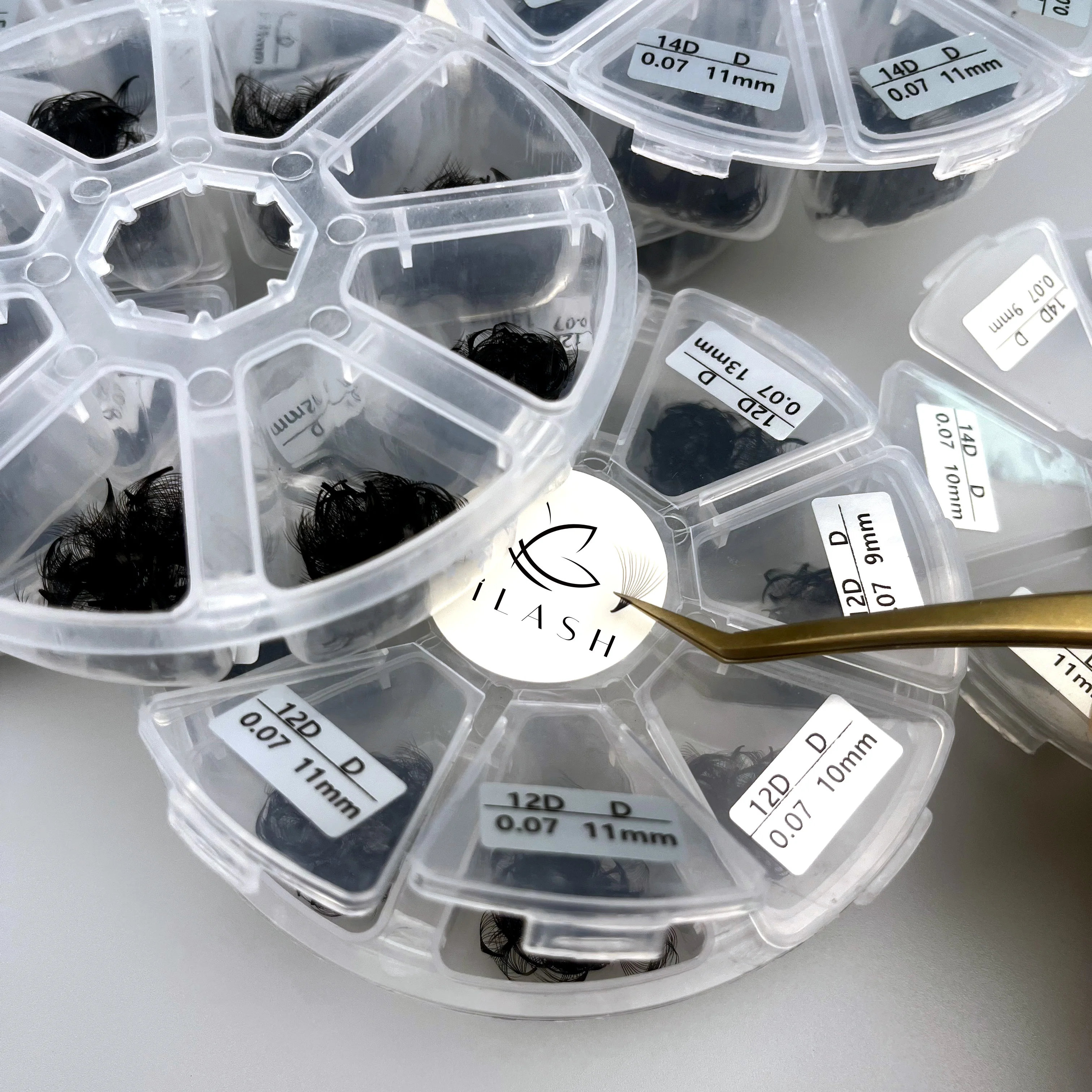 Customized Fans Hand Made Fan XL Large Tray 16 Rows Premade Fans 0.07mm Dark Black Short Stem 2D 3D 4D 5D