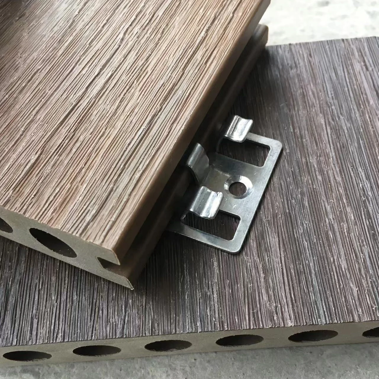 Stainless steel rust-proof 304 metal fasteners with screws outdoor floor clip spacers