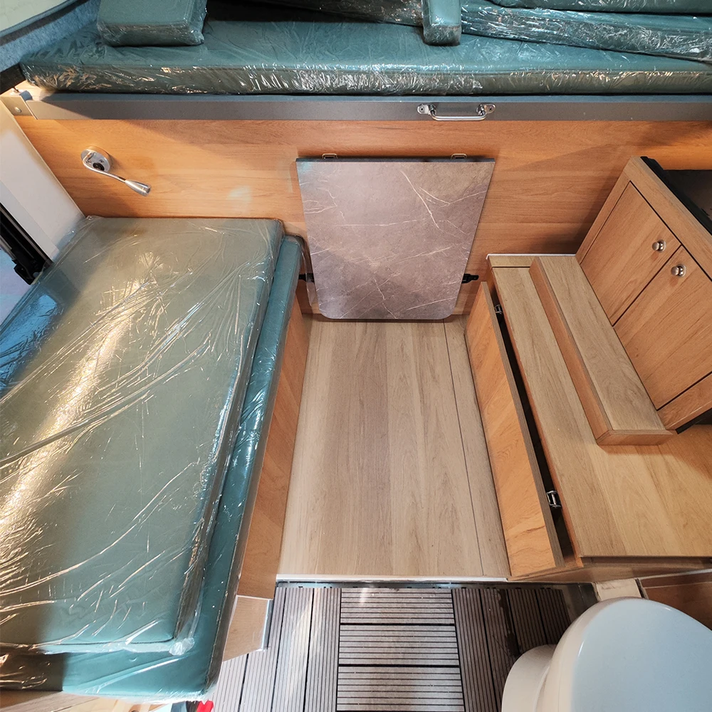 Luxury Mobile Motorhome Caravan Trailers With Toilet Camper Mini Camper Off Road Travel Trailer