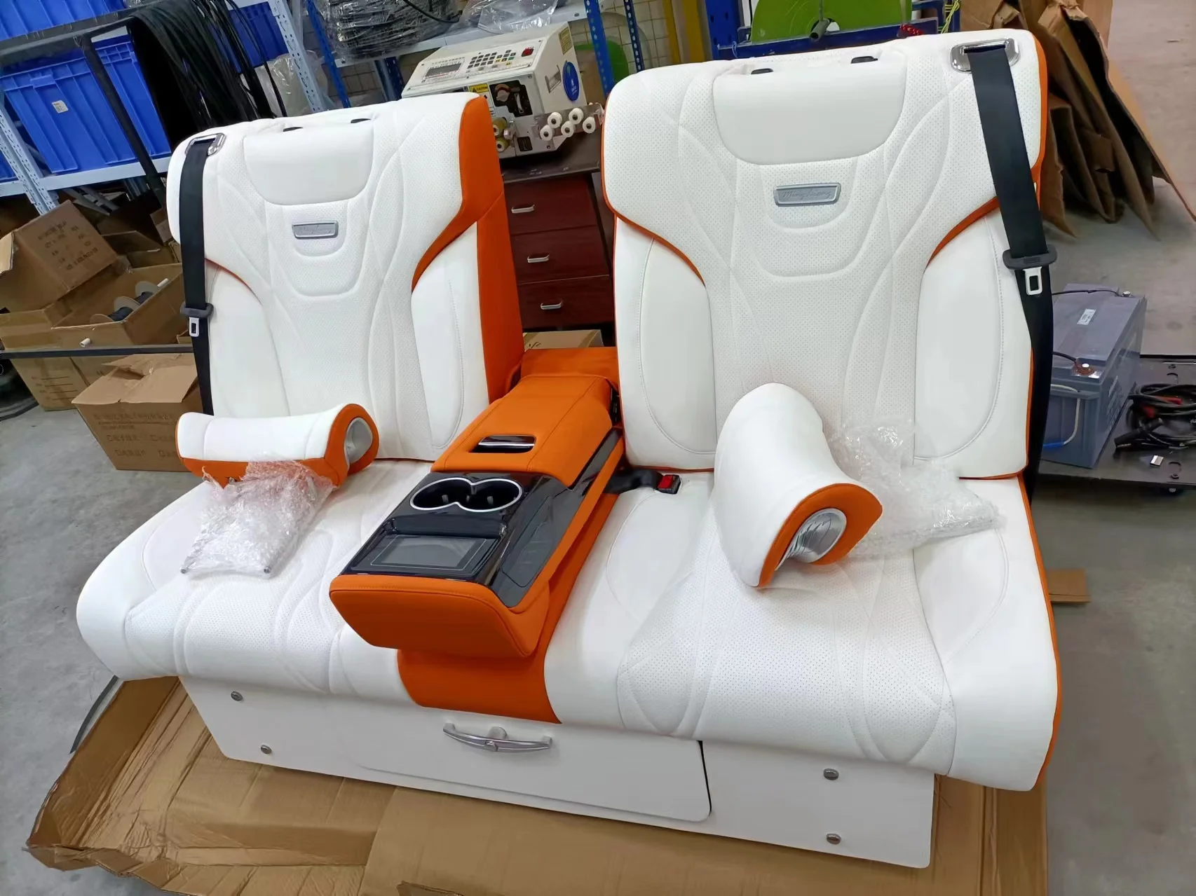 Customized Luxury Bench Electric Reclining To Bed Auto Interior Conversion Limousine Van Seat