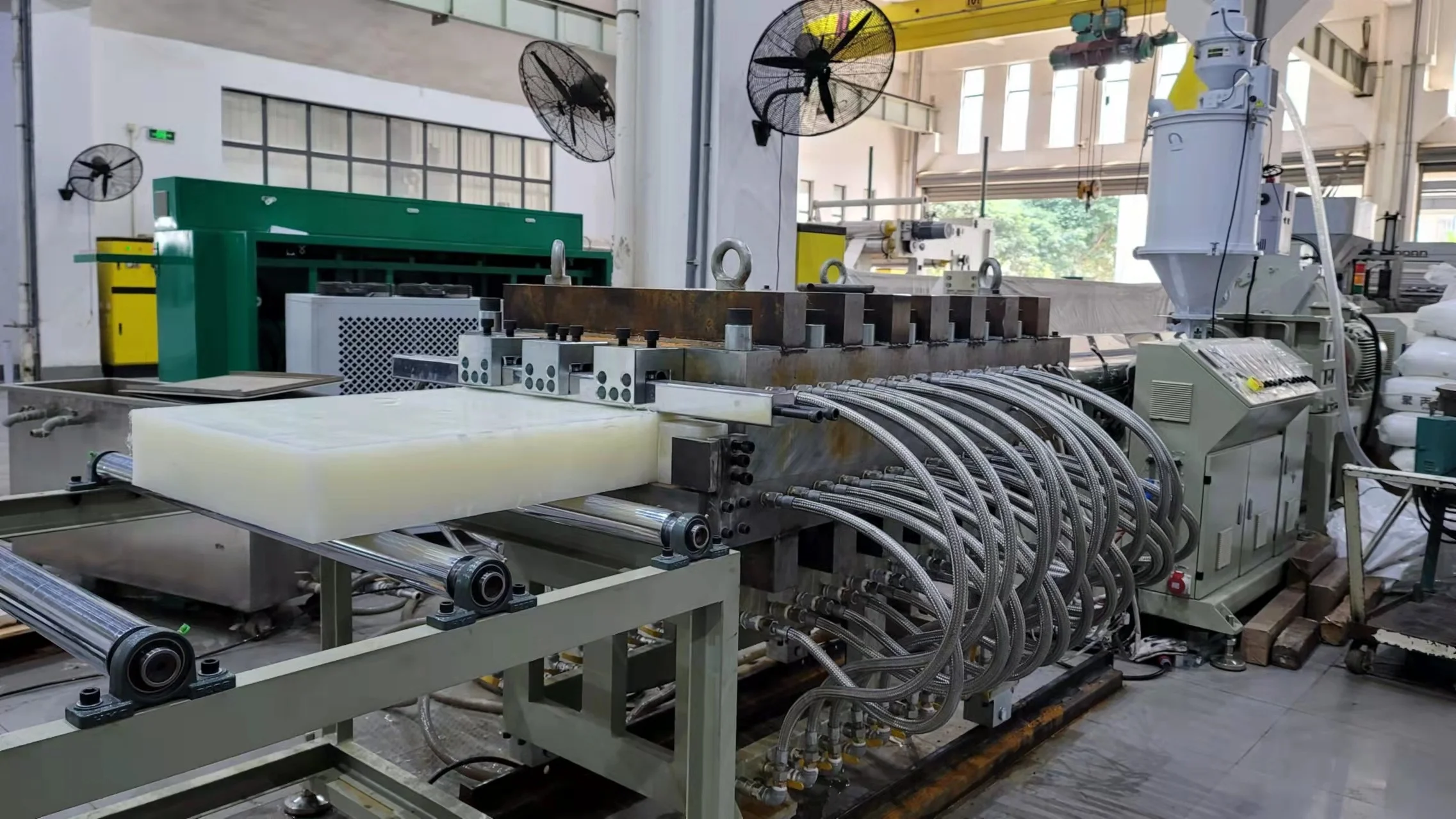 POM thick board machine