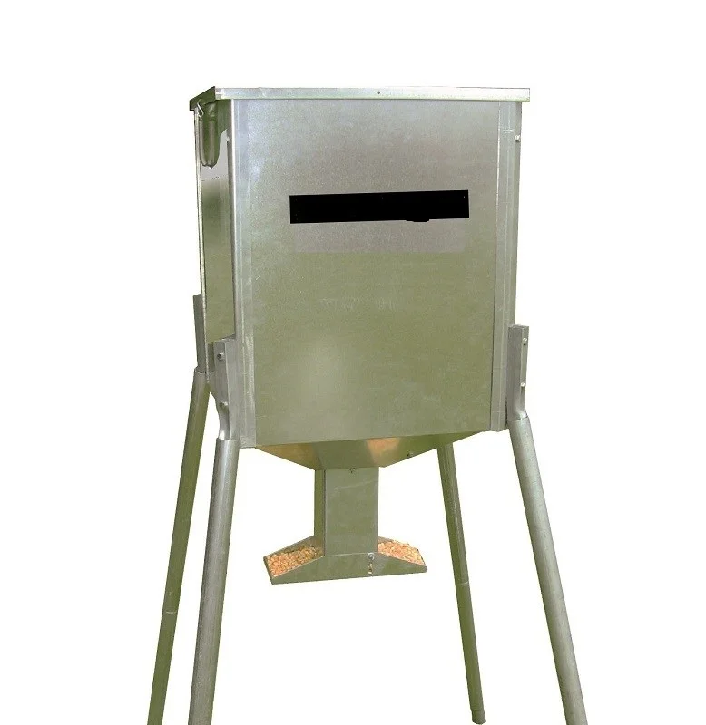 2023 High-capacity Automatic Gravity Deer Feeder Hunting Game Feeder Wild Boar Feeder