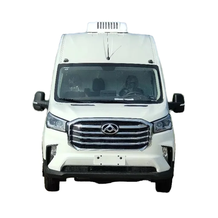 The factory sells 3.5 tons bread refrigerated van truck Datong diesel refrigerator refrigerated van truck Food vegetables