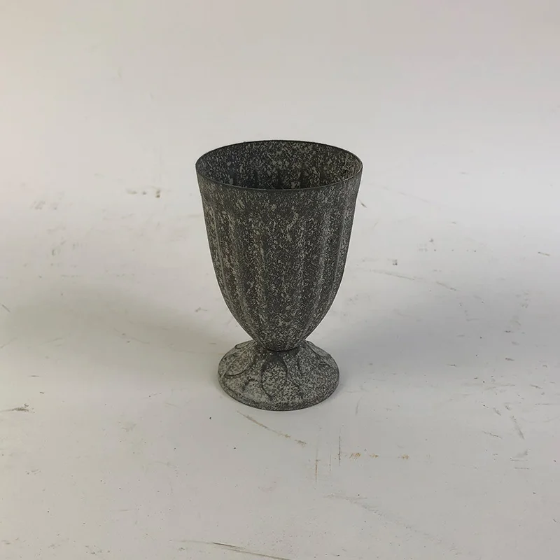 Antique Rustic High Quality Decoration Flower Pot Urn Mini Metal Flower Pot For Home Garden Decor