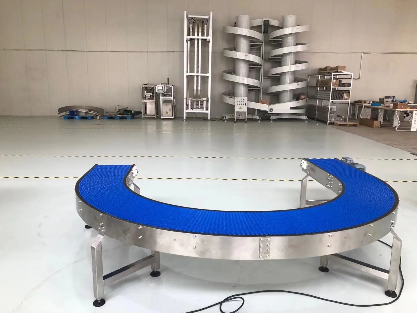 Heavy Duty Steel Spiral Lifting Conveyor  for factory warehouse use