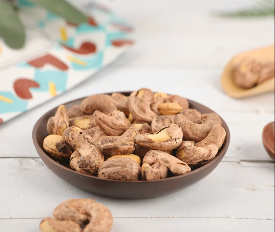 Roasted cashew nut with skin 50g bag casual snack manufacturers selling nut snack wholesale health snack OEM