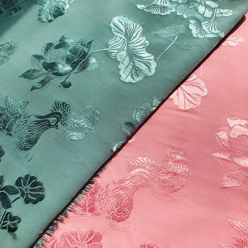 High quality viscose fabric jacquard fashion clothing fabric