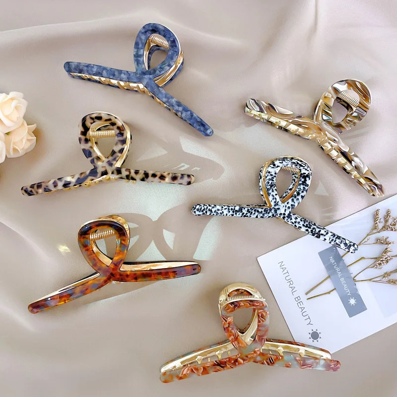 Korean Acetate Alloy Women Hair Claws Crab Clamps Charm Hairpins Lady Hair Clips Retro Make Up Hair Claws